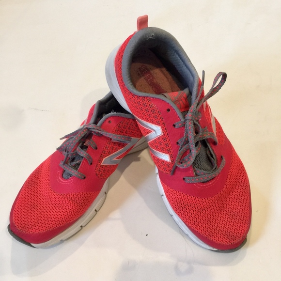 New Balance 711 Sneakers Size 6.5 - Picture 6 of 7